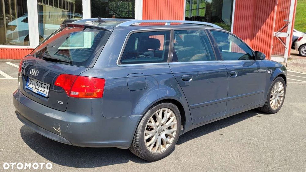 Audi A4 Avant - 6