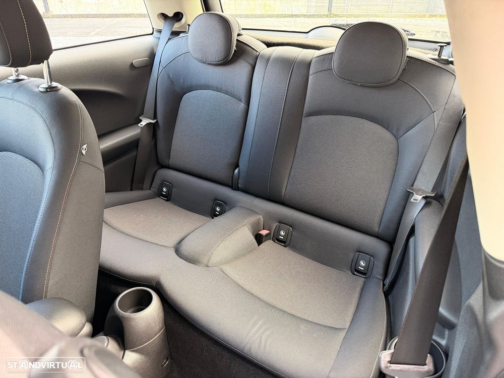 MINI 3 Portas Cooper D Aut. Seven - 14