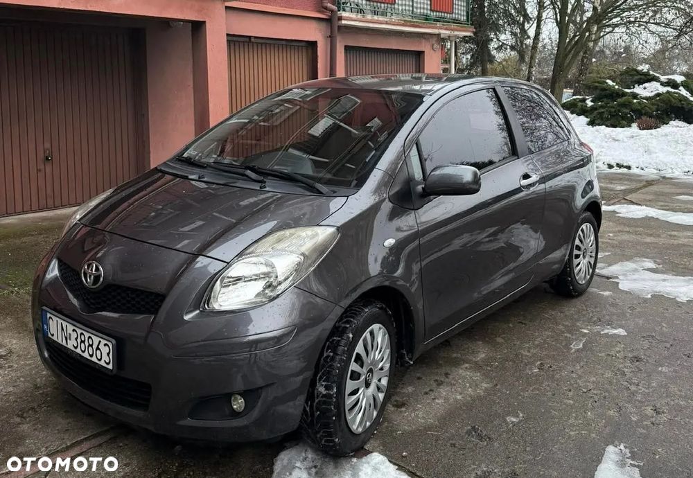Toyota Yaris 1.33 Prestige - 1