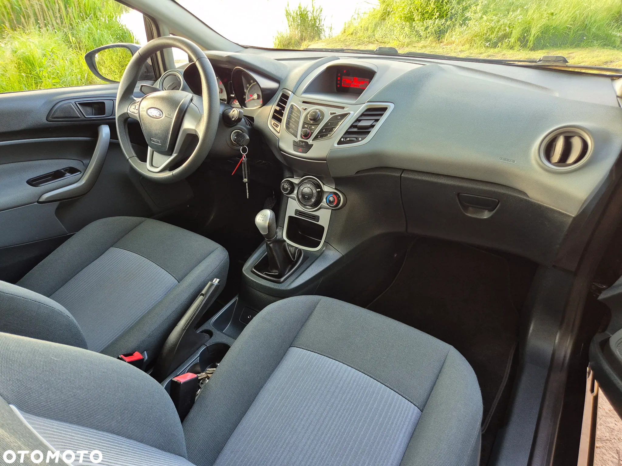 Ford Fiesta 1.25 Ambiente - 14