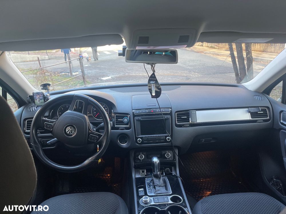 Volkswagen Touareg 3.0 V6 TDI BMT - 7