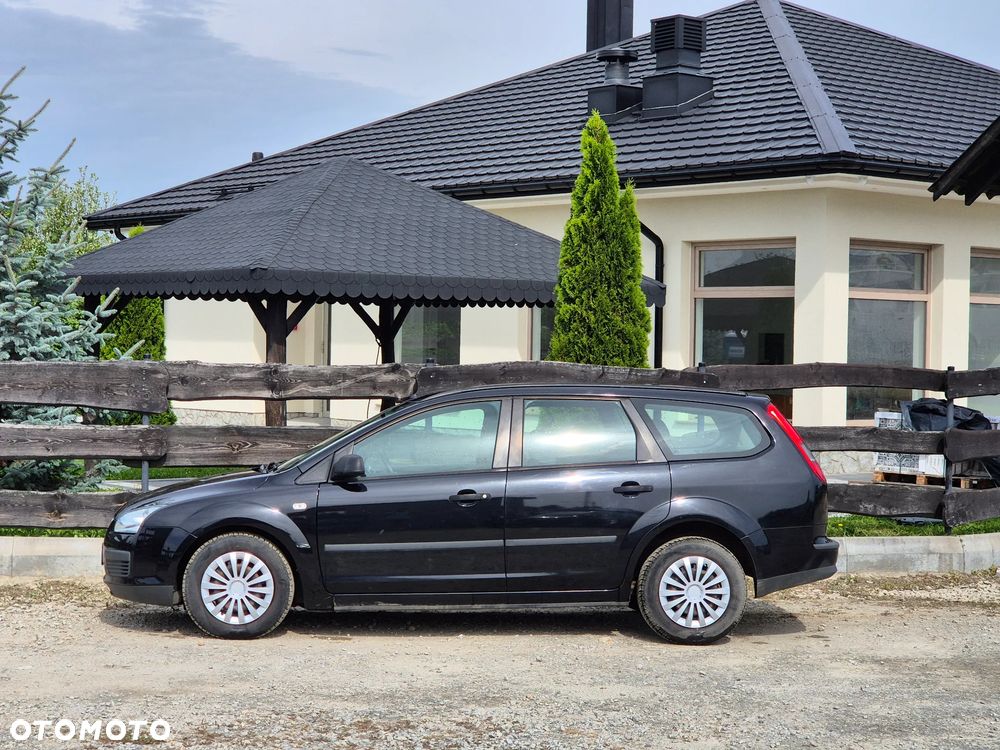 Ford Focus 1.6 Ambiente - 5