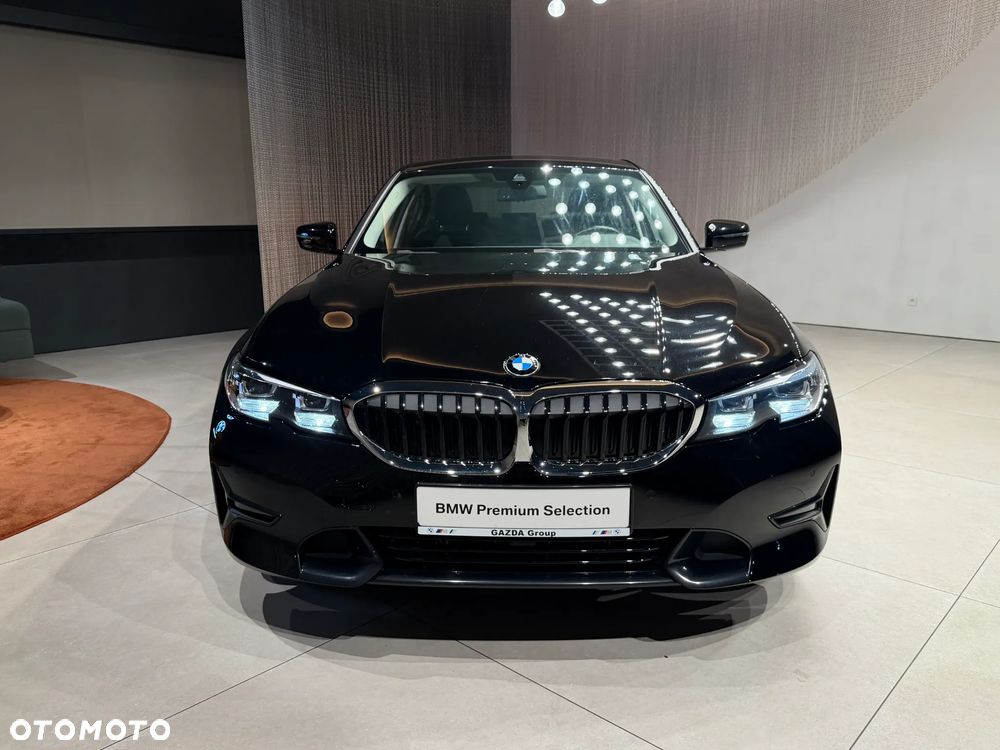 BMW Seria 3 318i - 3