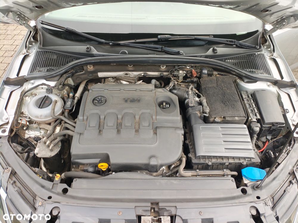 Skoda Octavia 1.6 TDI Style - 16