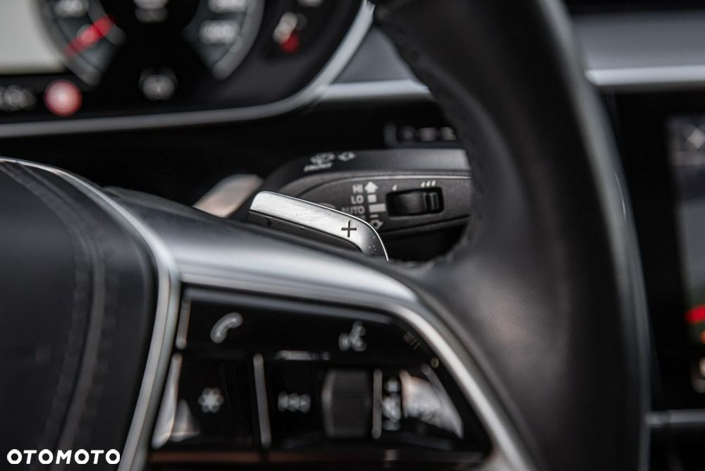 Audi A8 - 21