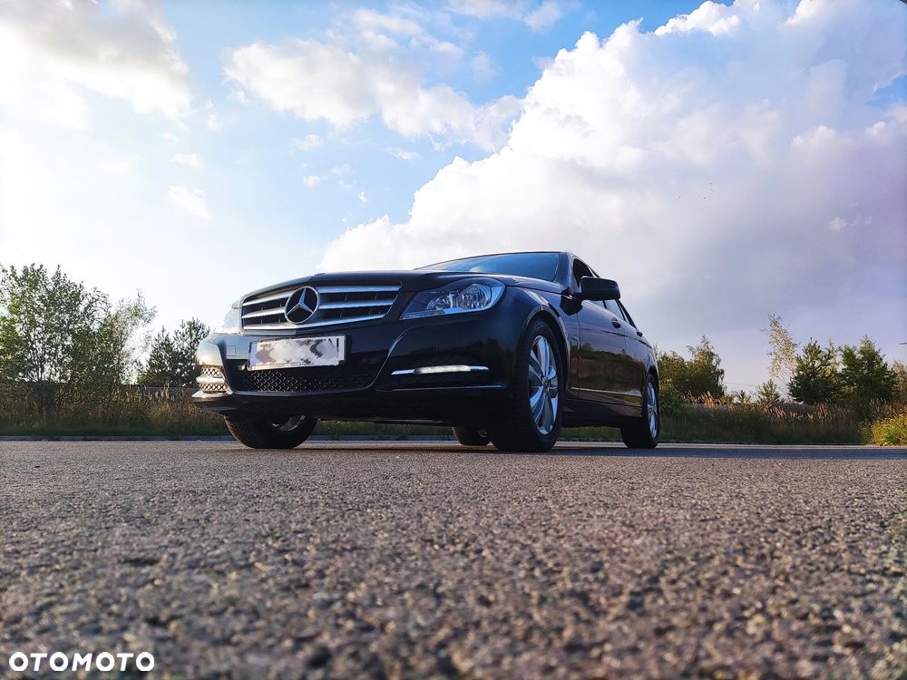 Mercedes-Benz Klasa C 180 BlueEFFICIENCY Avantgarde - 11