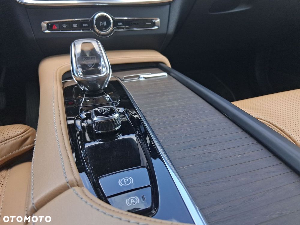 Volvo S90 - 14