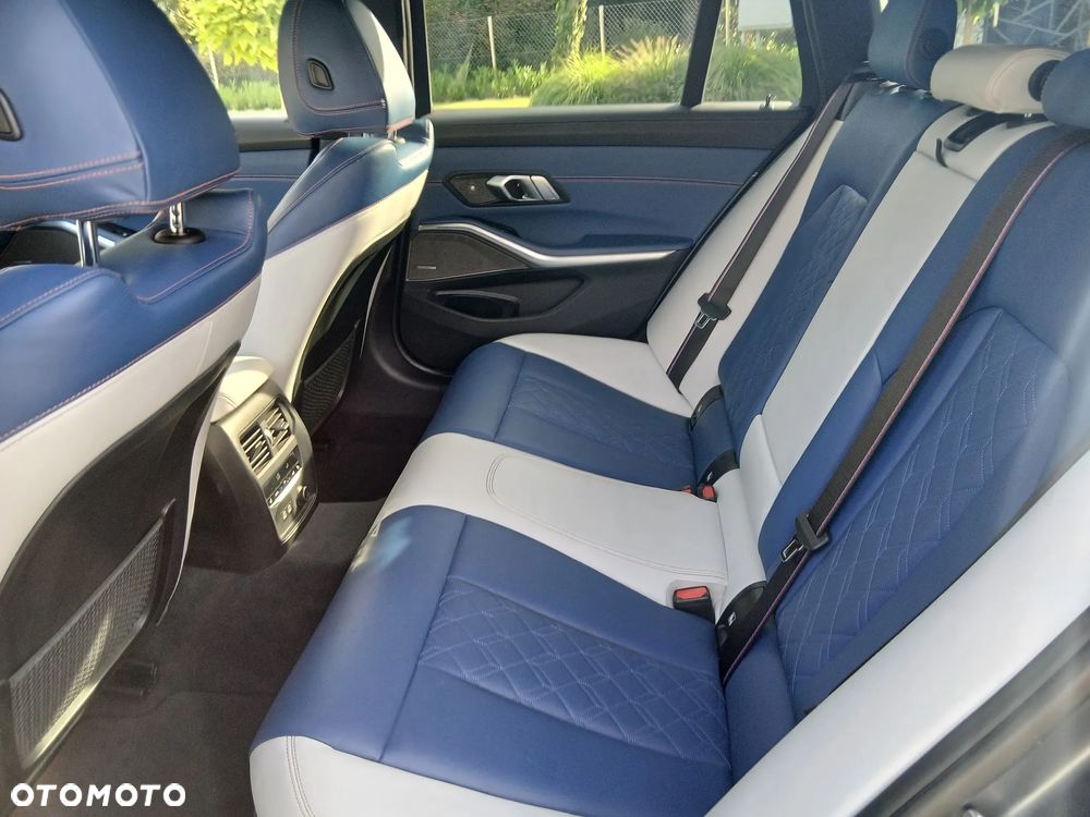 BMW Seria 3 M340i xDrive sport - 30