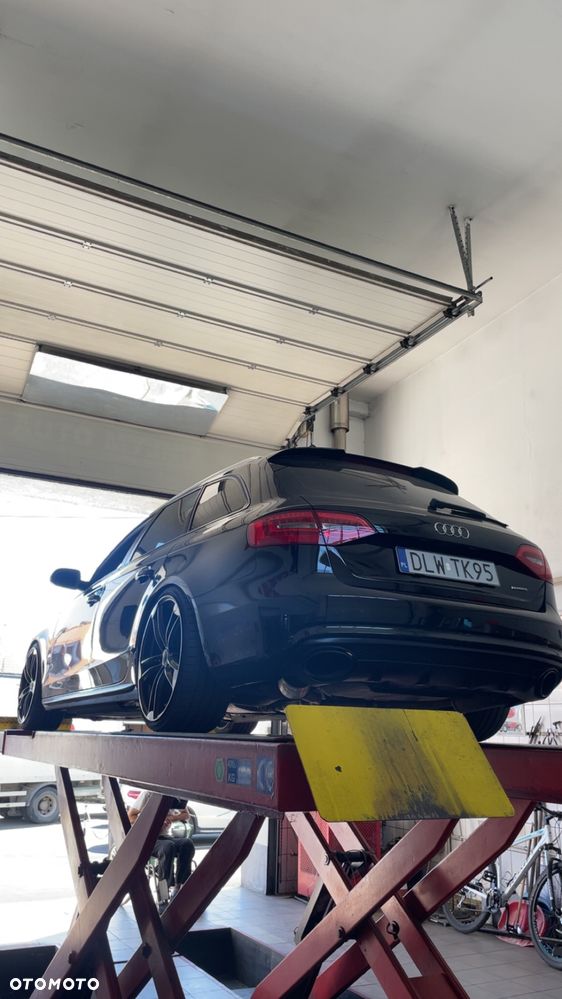 Audi A4 Avant 2.0 TDI Quattro S tronic - 5