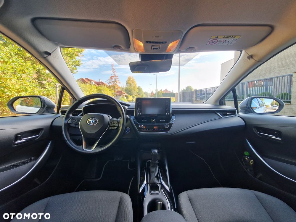 Toyota Corolla - 10