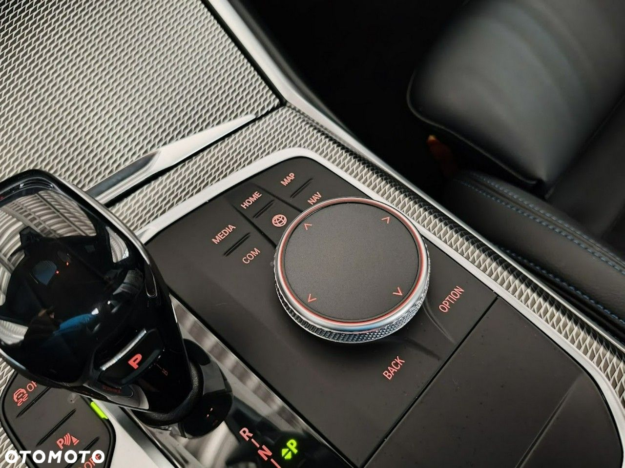 BMW Seria 3 320i GPF xDrive M Sport - 33