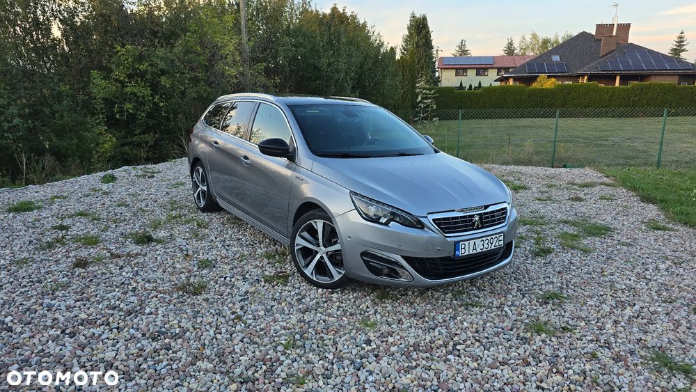 Peugeot 308 - 1