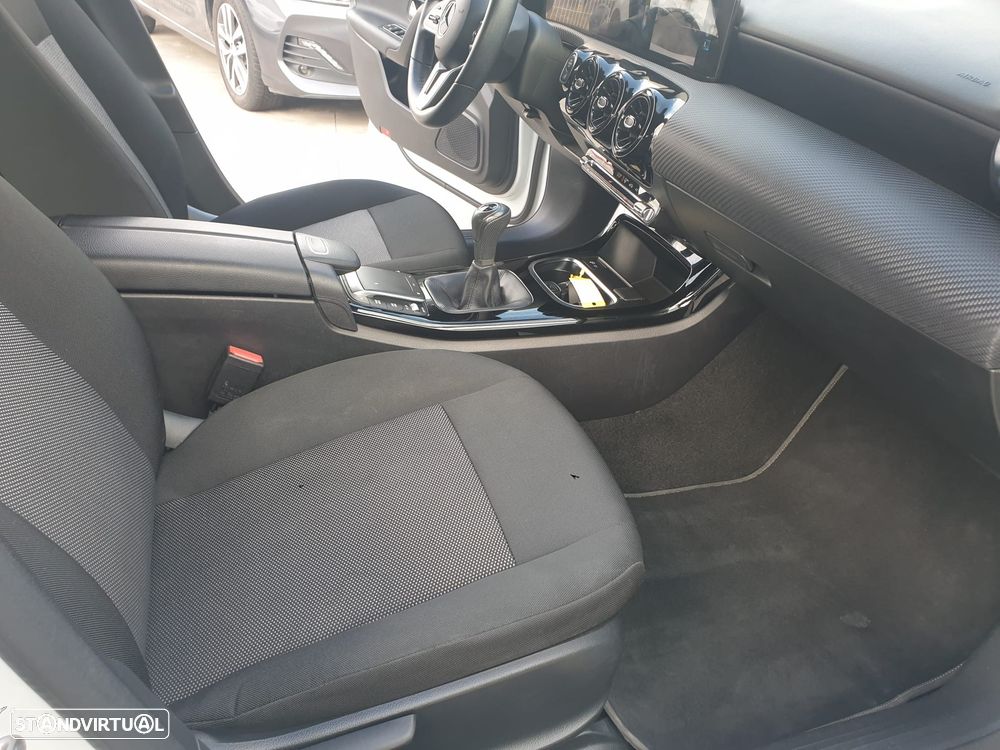 Mercedes-Benz A 180 d Progressive - 21