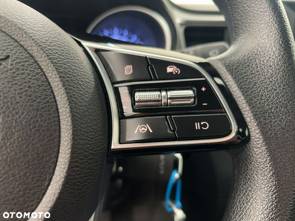 Kia Ceed - 22