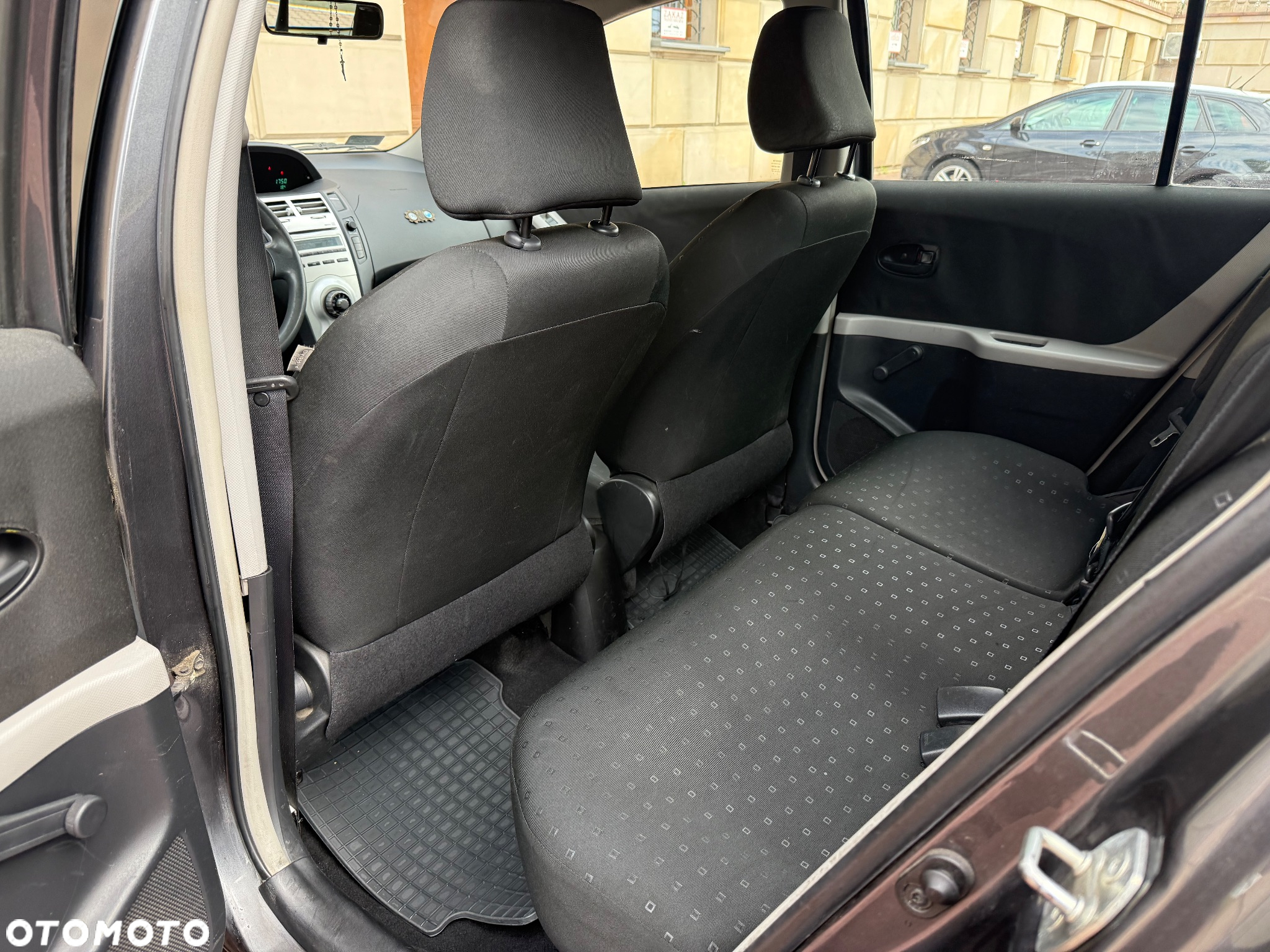 Toyota Yaris 1.3 Luna A/C - 20