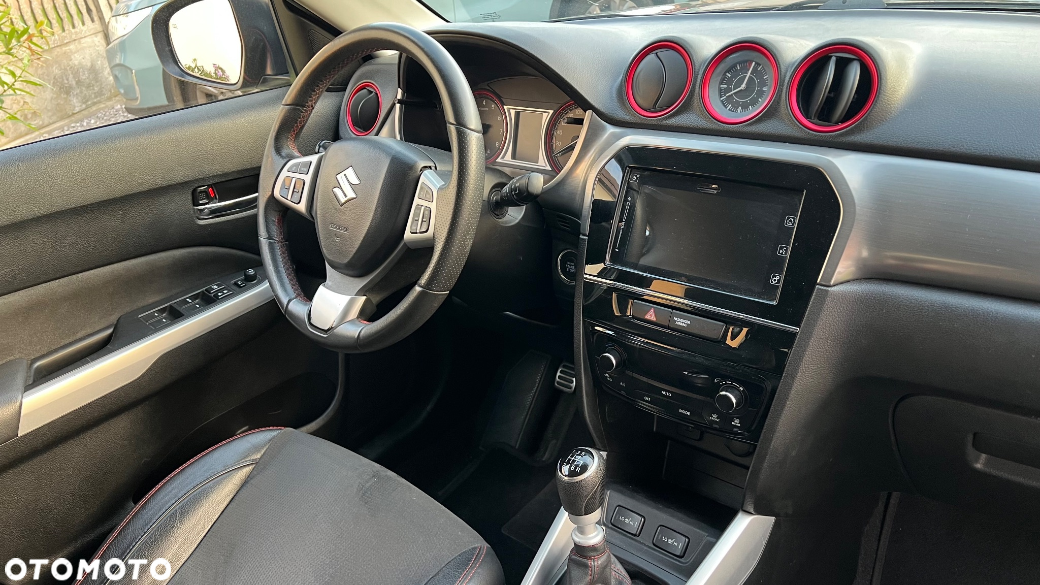 Suzuki Vitara 1.4 Boosterjet Premium 2WD - 10