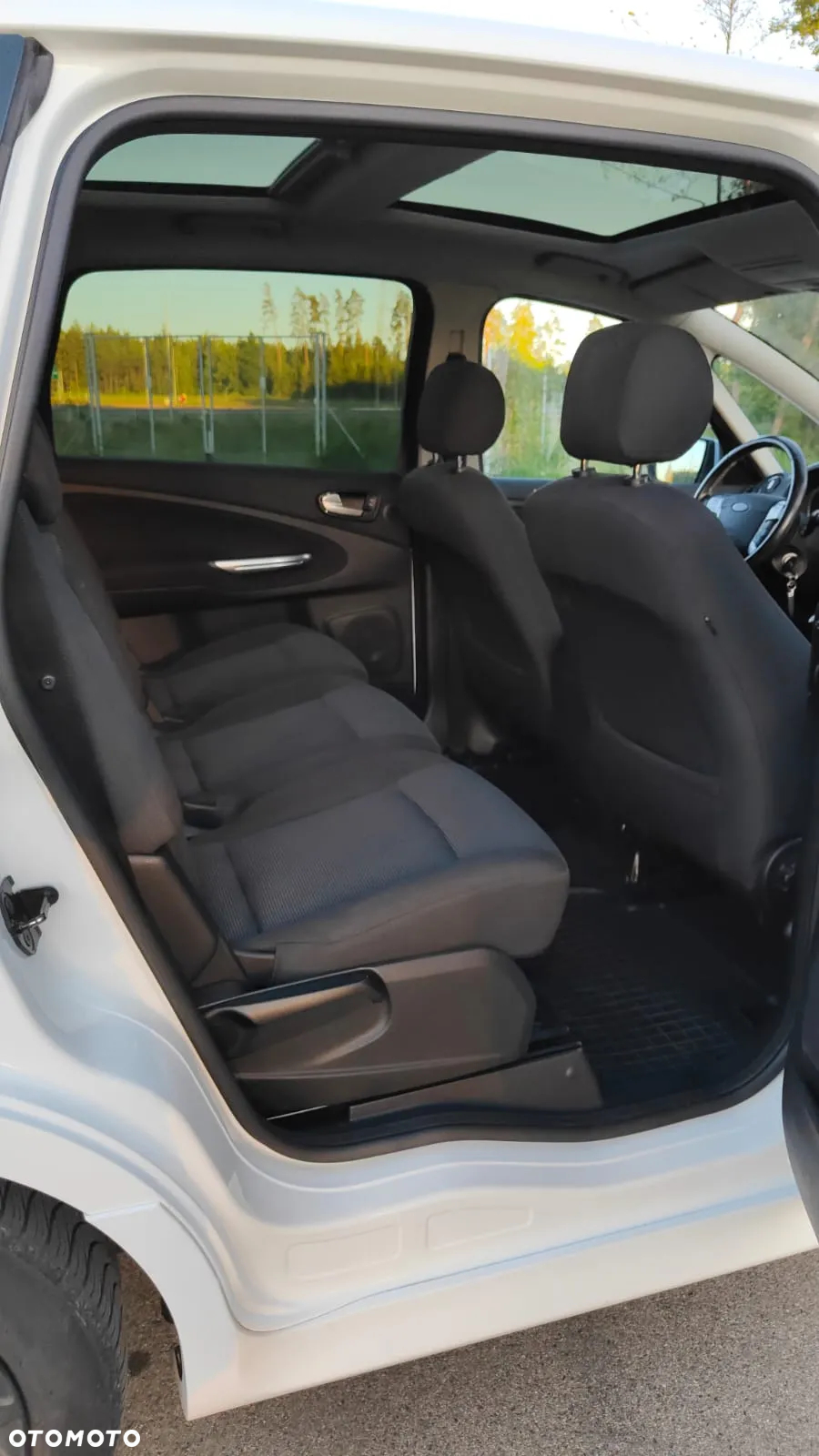 Ford S-Max 2.5 Titanium - 14