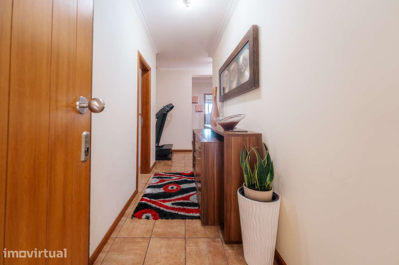 Apartamento T3 + T2 em Coimbra | Habitação Própria e Investimento - Grande imagem: 3/60