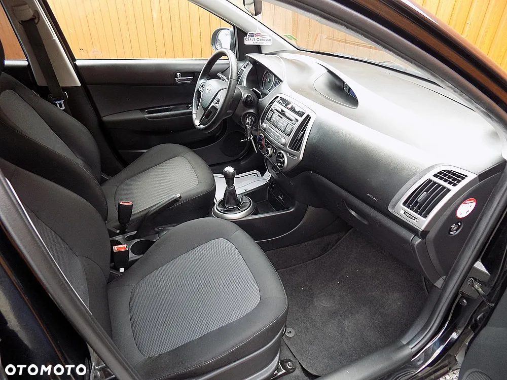 Hyundai i20 1.2 GO - 8