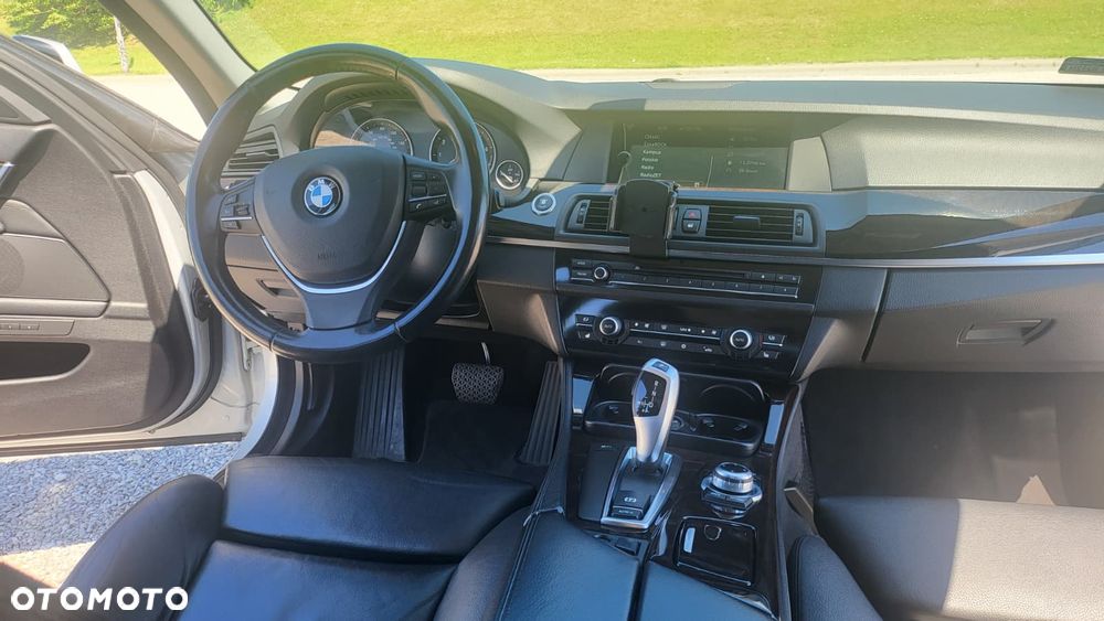 BMW Seria 5 535i - 14