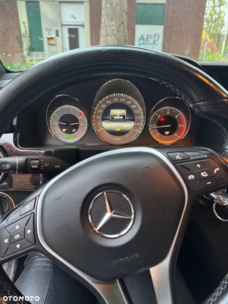 Mercedes-Benz GLK 200 CDI (BlueEFFICIENCY) - 6