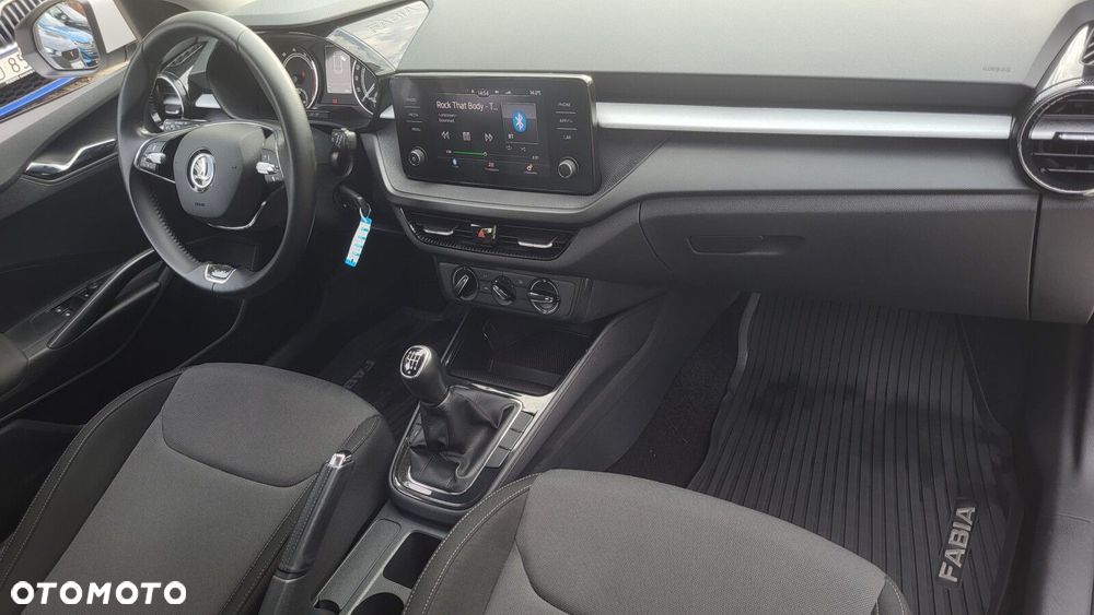 Skoda Fabia - 16