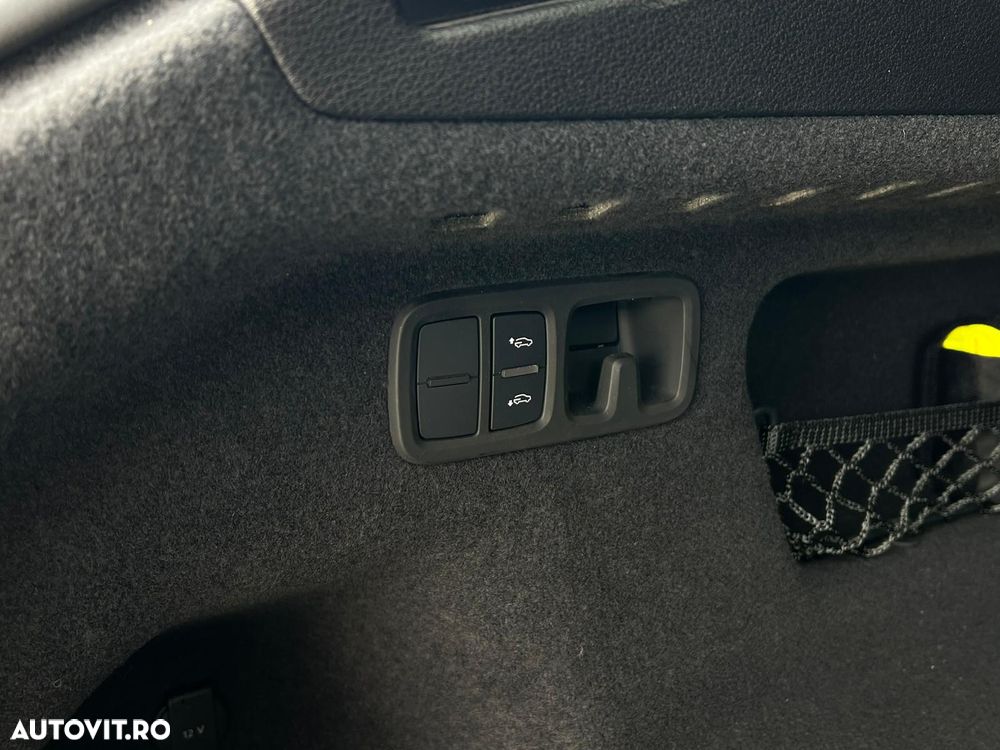 Audi Q8 3.0 55 TFSI quattro Tiptronic MHEV - 37