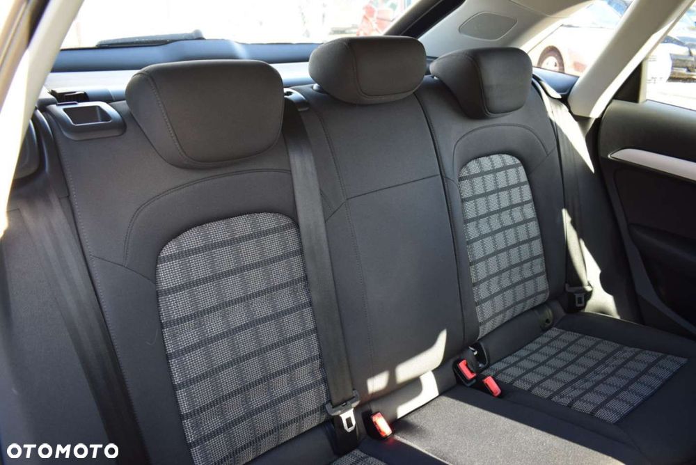 Audi Q3 - 22