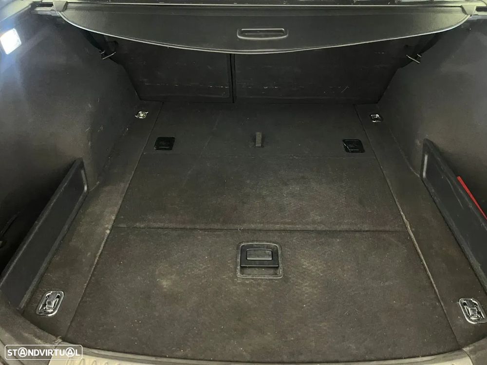 Hyundai i40 SW 1.7 CRDi Premium - 8