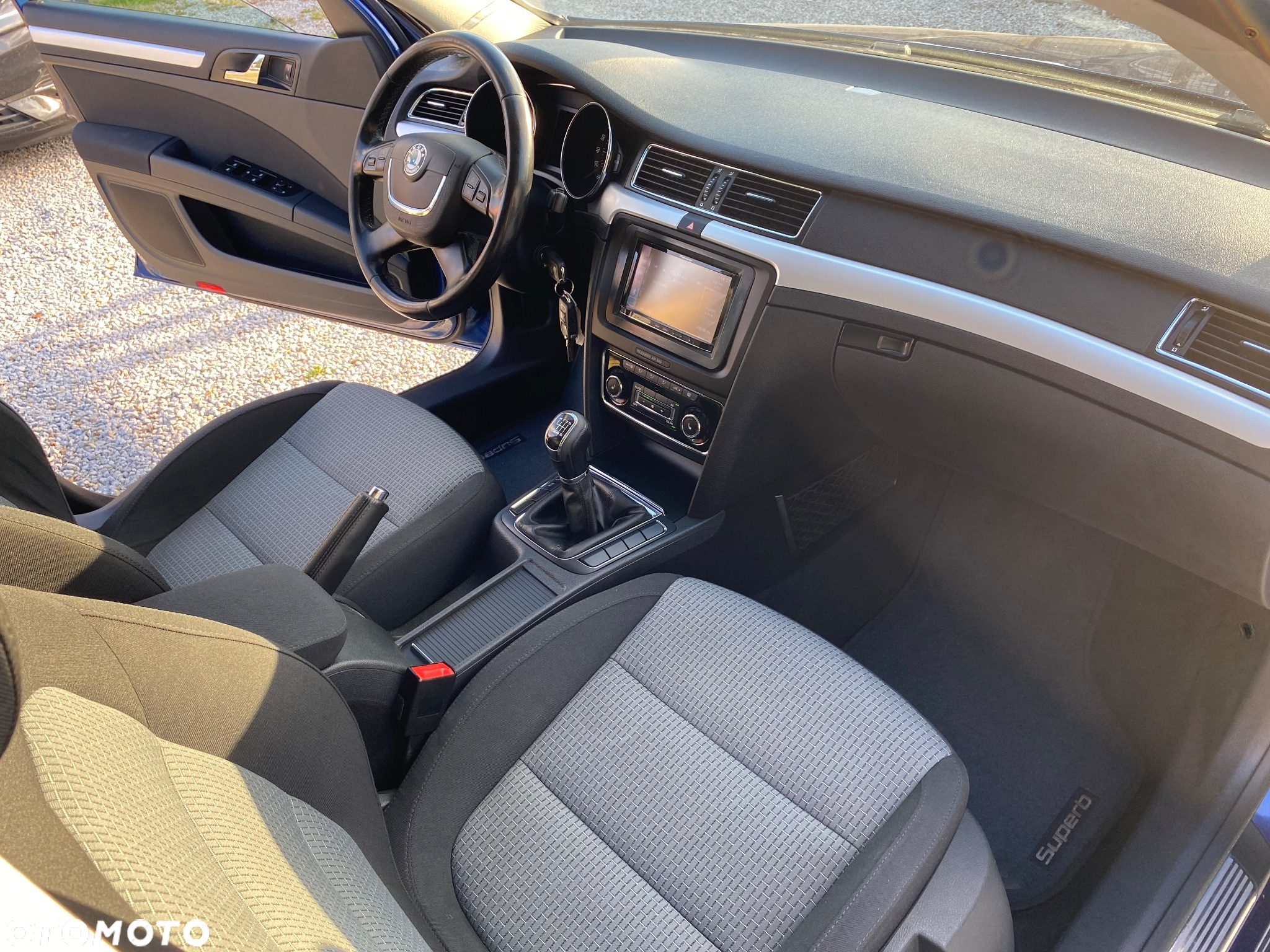Skoda Superb 2.0 TDI Ambition - 29