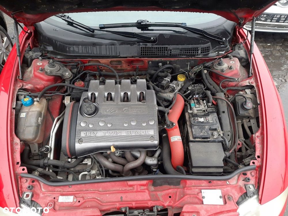Alfa Romeo GT 2003-2010 R 2,0 16V Benzyna Coupe 3 DRZWI CZĘŚCI - 8