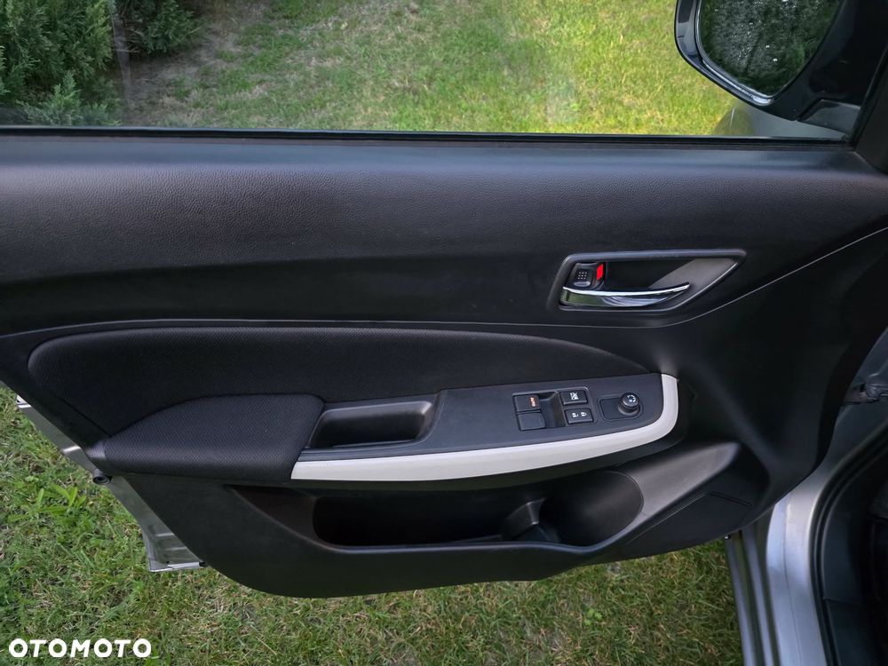 Suzuki Swift 1.2 Premium - 14