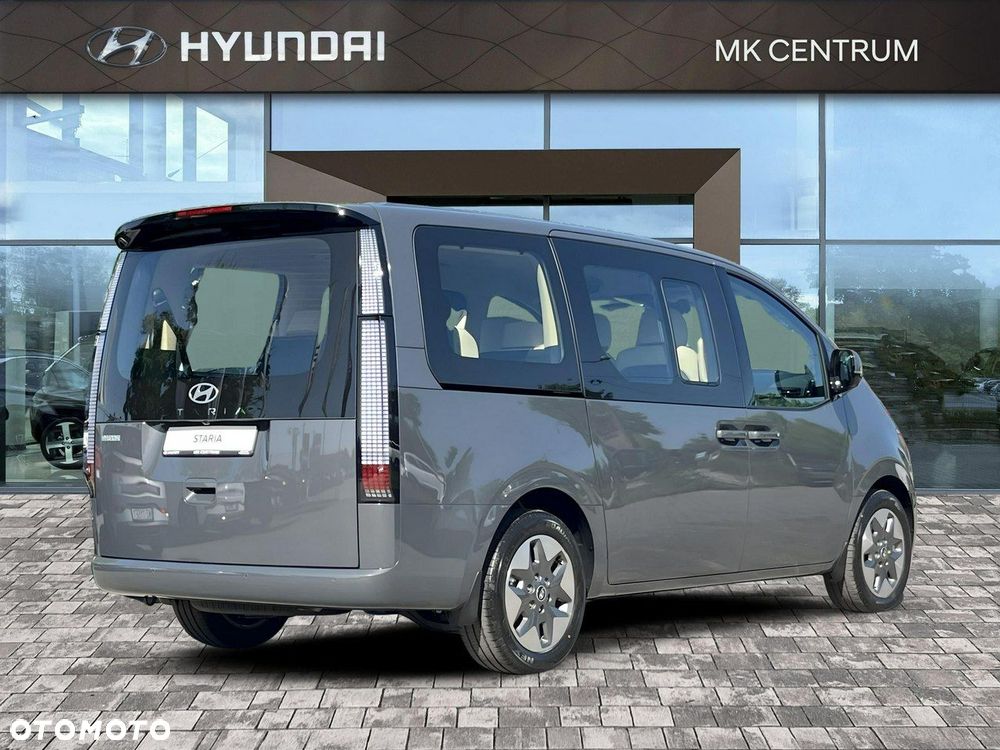 Hyundai Staria - 5