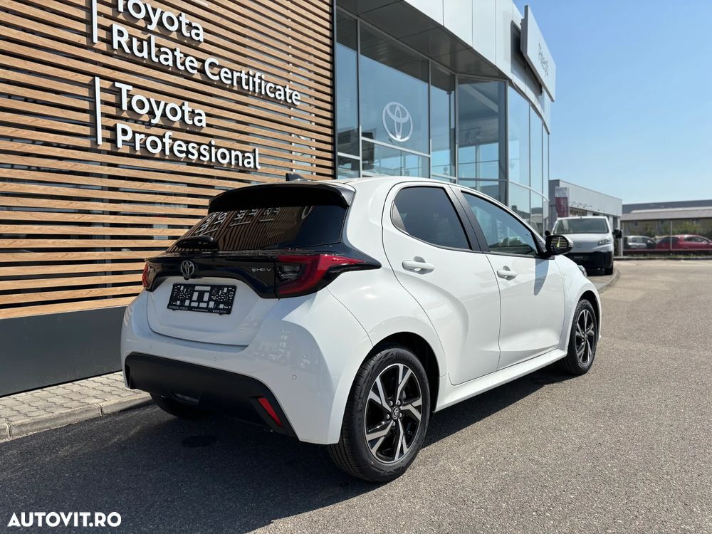 Toyota Yaris Hybrid 116 1.5 VVT-i Business Edition - 3