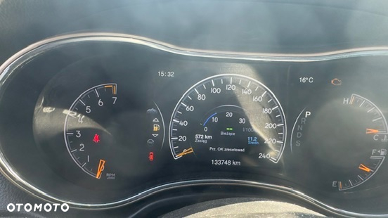 Jeep Grand Cherokee - 16