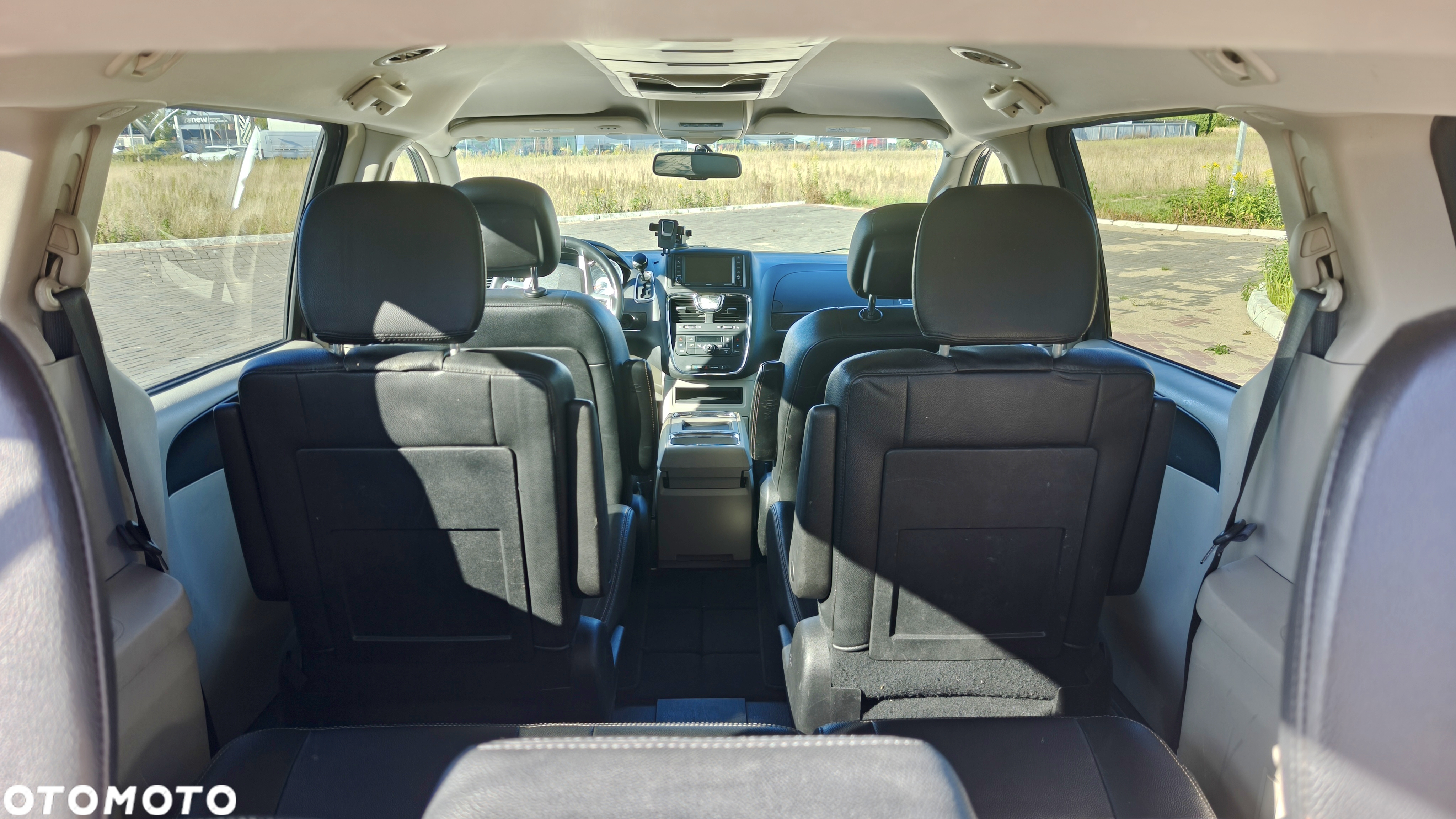 Chrysler Town & Country 3.6 Touring - 14