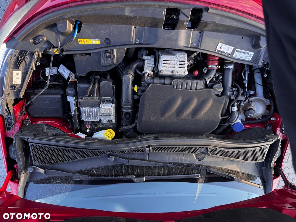Peugeot 2008 PureTech 110 Stop&Start Allure - 19