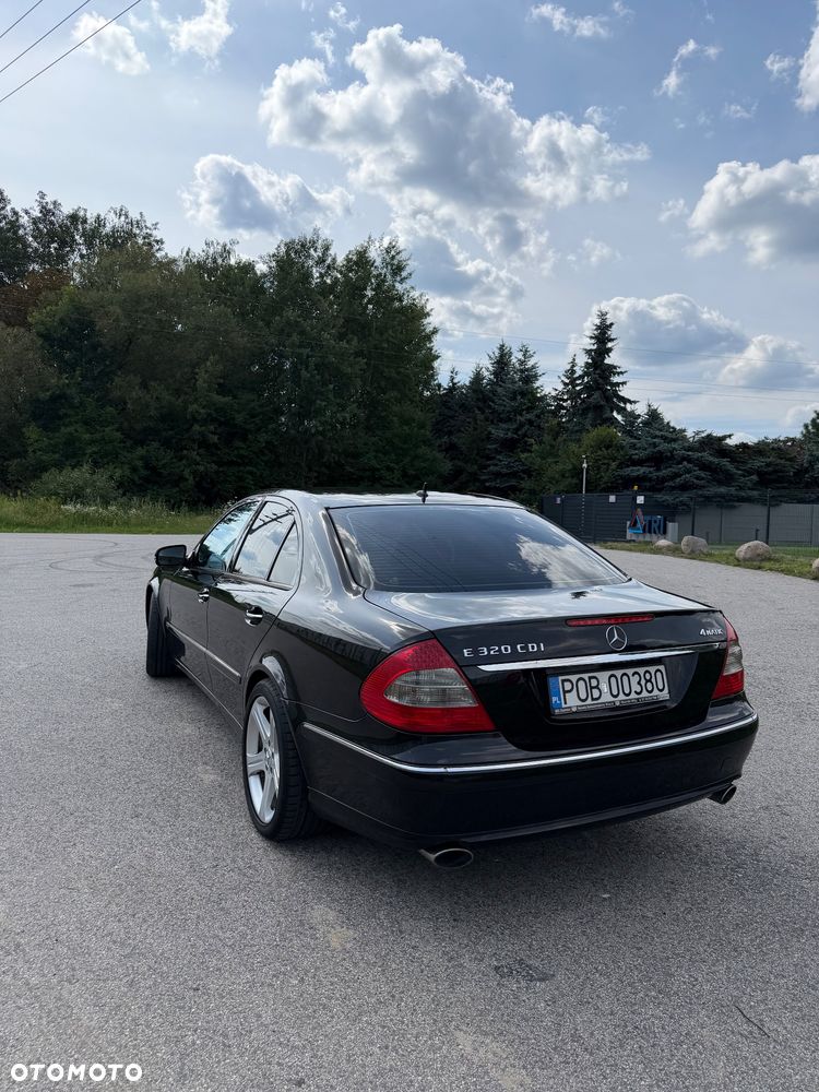 Mercedes-Benz Klasa E 320 CDI 4-Matic Avantgarde - 3