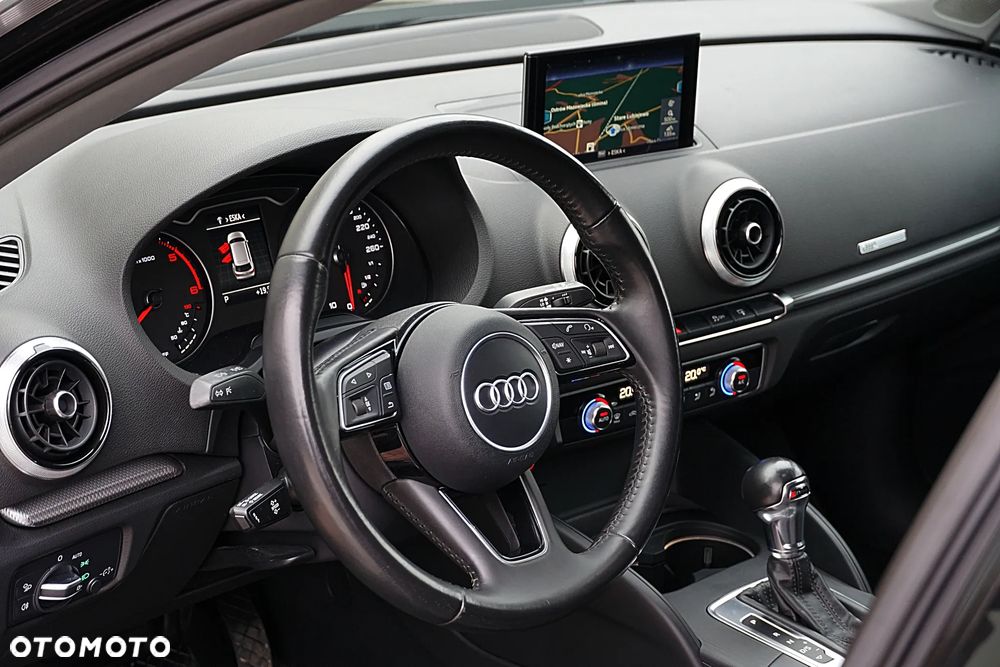 Audi A3 Sportback 2.0 TDI (clean diesel) S tronic S line Sportpaket - 24