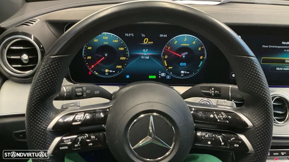 Mercedes-Benz E 300 de AMG Line - 3