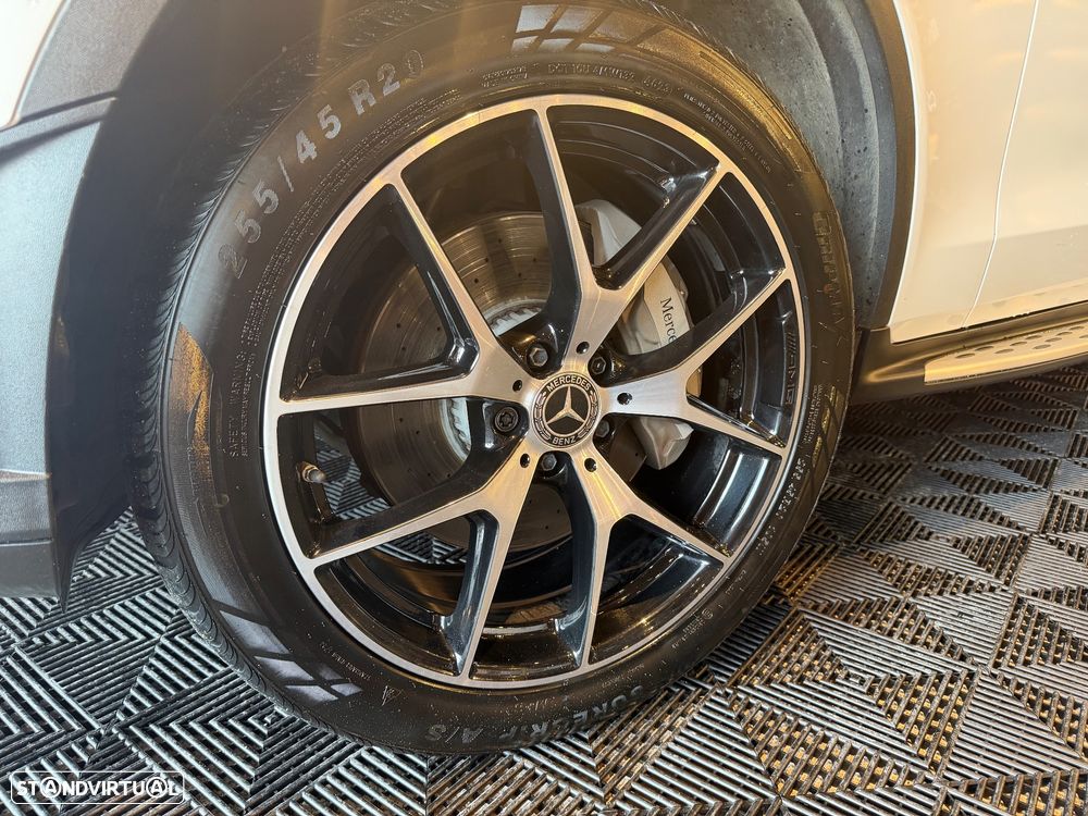 Mercedes-Benz GLC 300 de Coupe 4Matic 9G-TRONIC AMG Line - 12