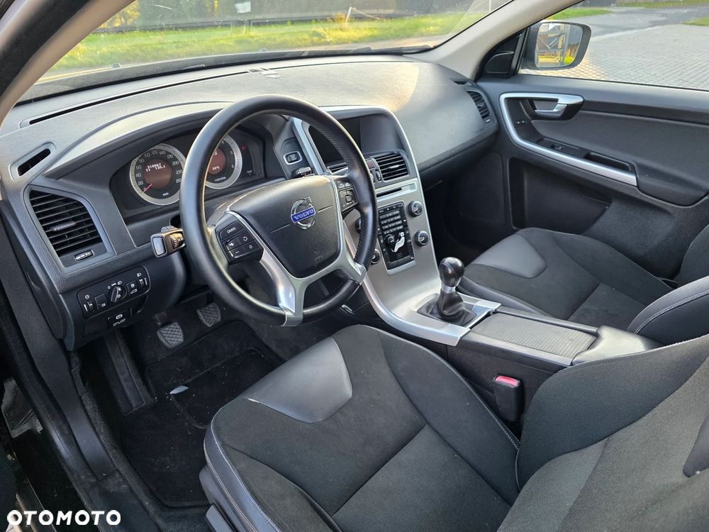 Volvo XC 60 D3 Kinetic - 8