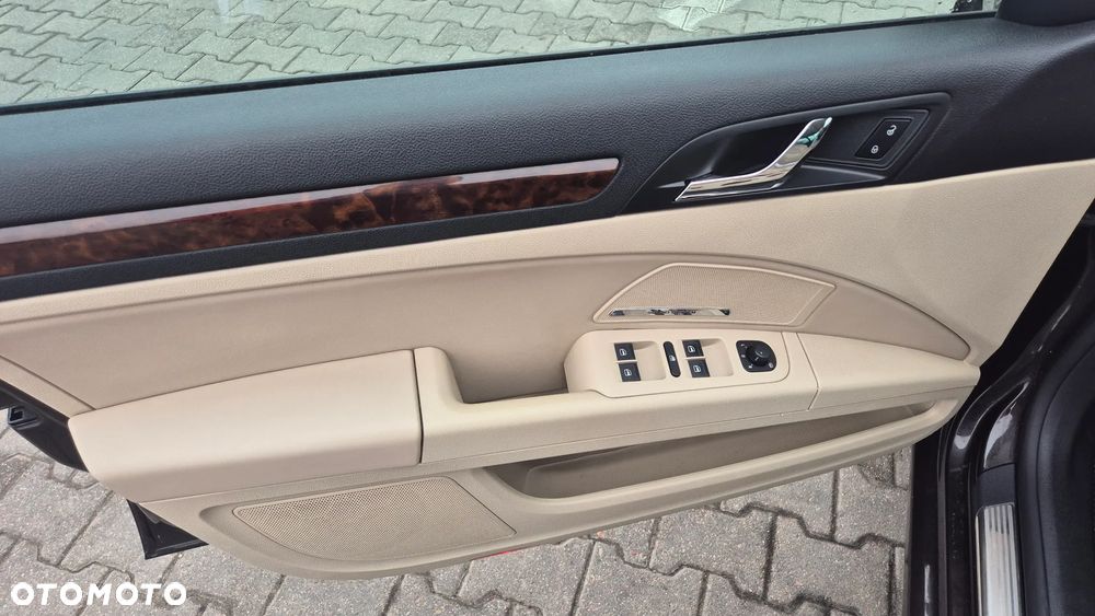 Skoda Superb 2.0 TDI 4x4 Platinum DSG - 15