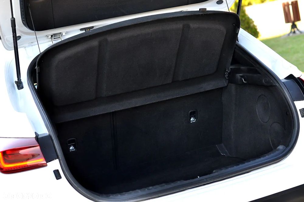 Kia XCeed 1.6 CRDi (48V Mild-Hybrid) DCT7 PLATINUM - 17