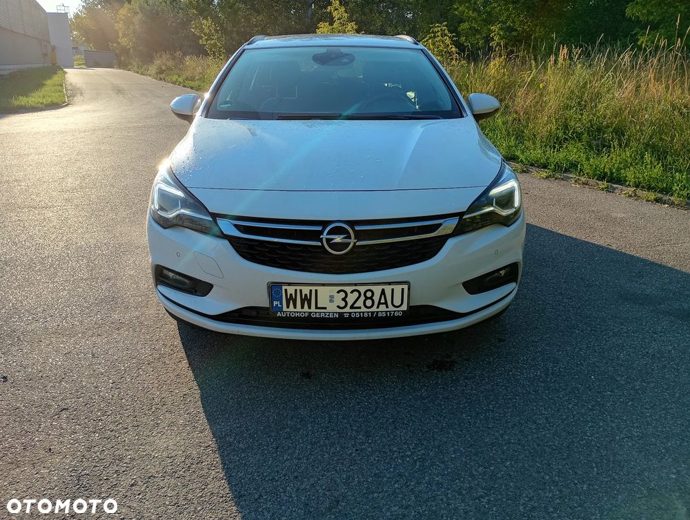 Opel Astra 1.6 CDTI Elite S&S - 2