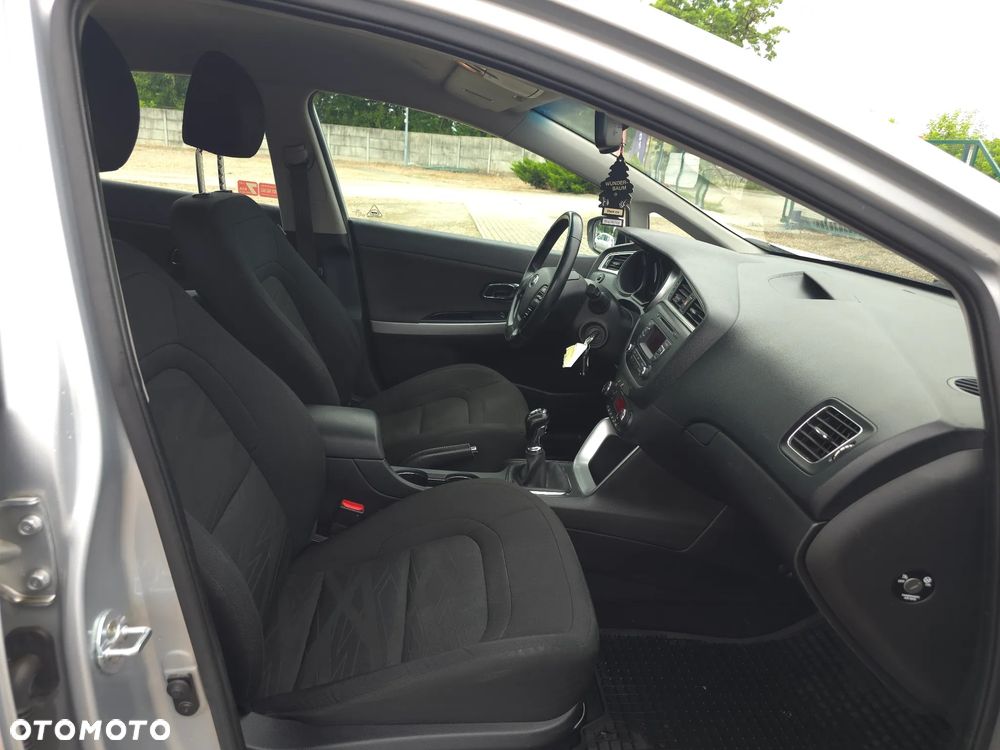 Kia Ceed 1.6 GDI M - 16