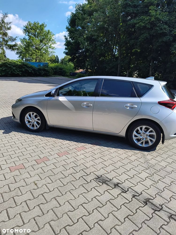 Toyota Auris - 8