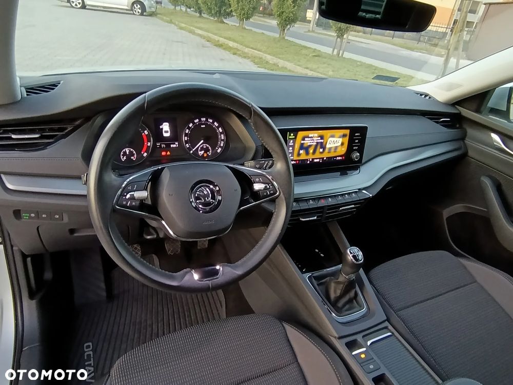 Skoda Octavia 1.5 TSI ACT Ambition - 17