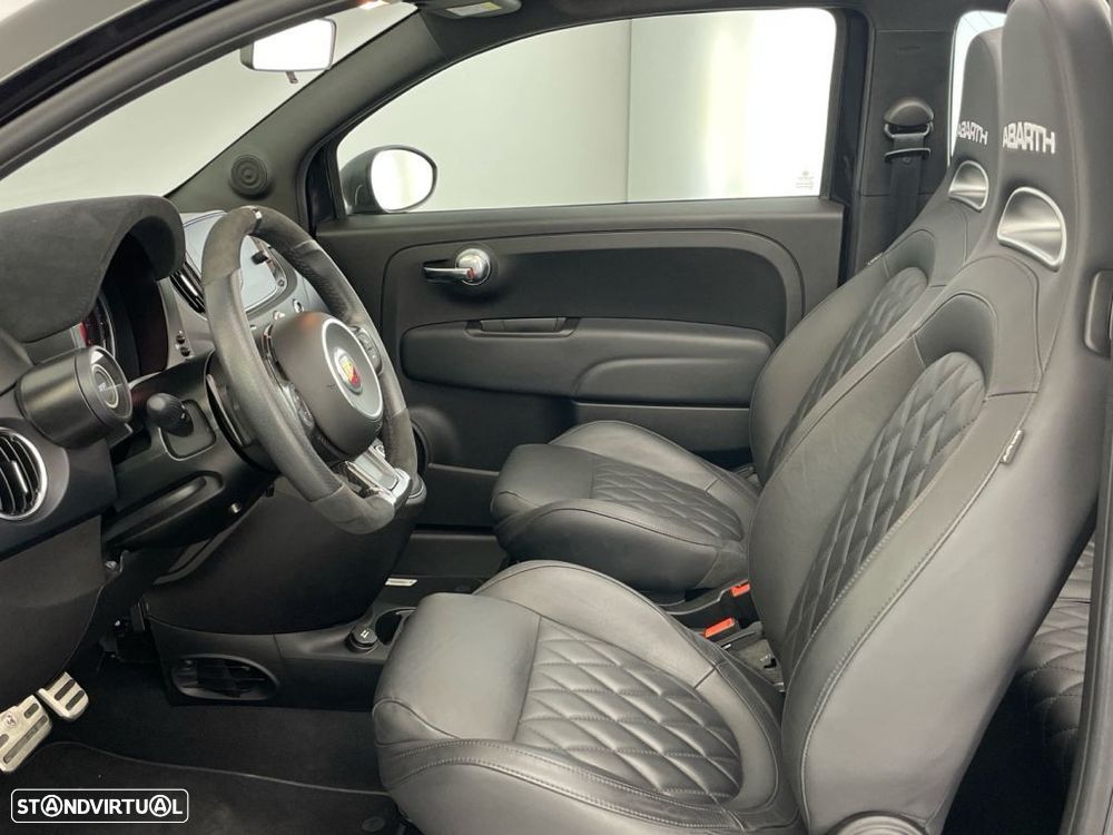 Abarth 695C 1.4 T-Jet MTA — fotografia 11