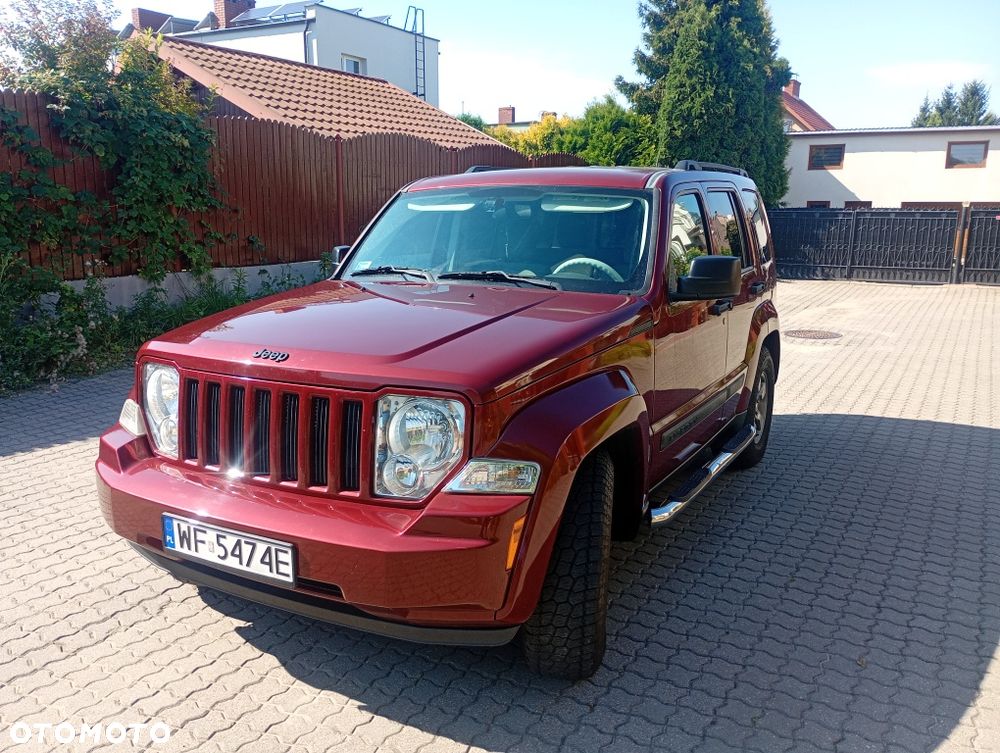 Jeep Liberty - 1